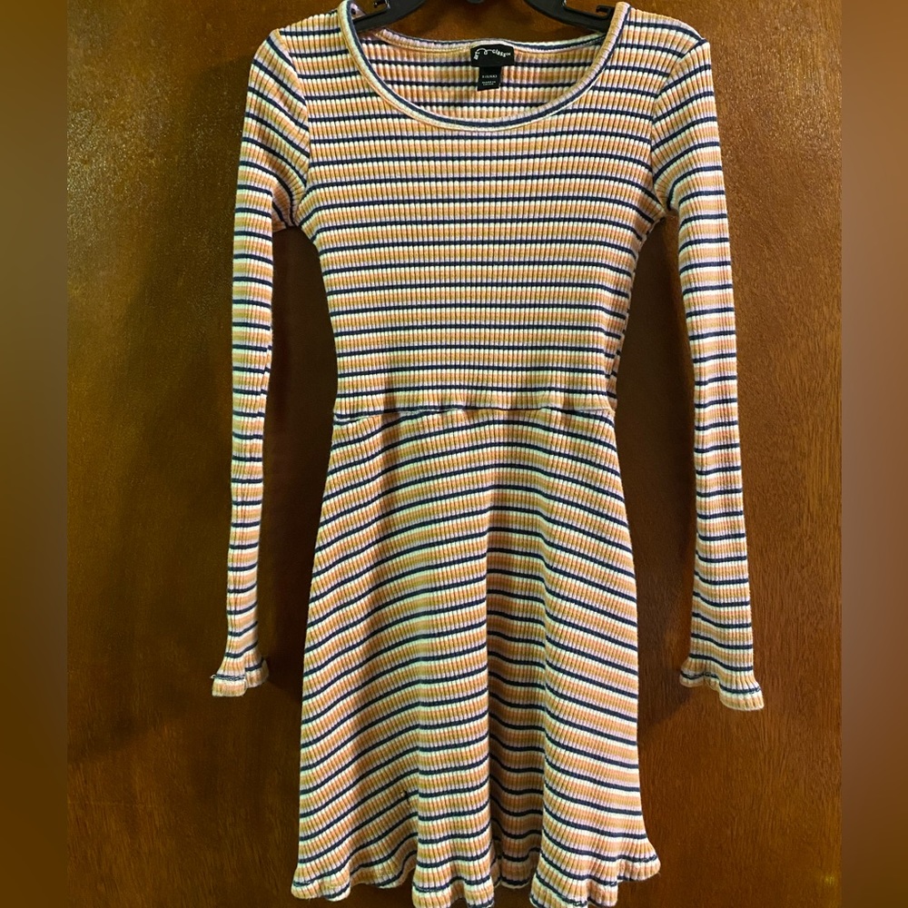 Girls long sleeve dress Sz 6/6x (3x$5/$12)